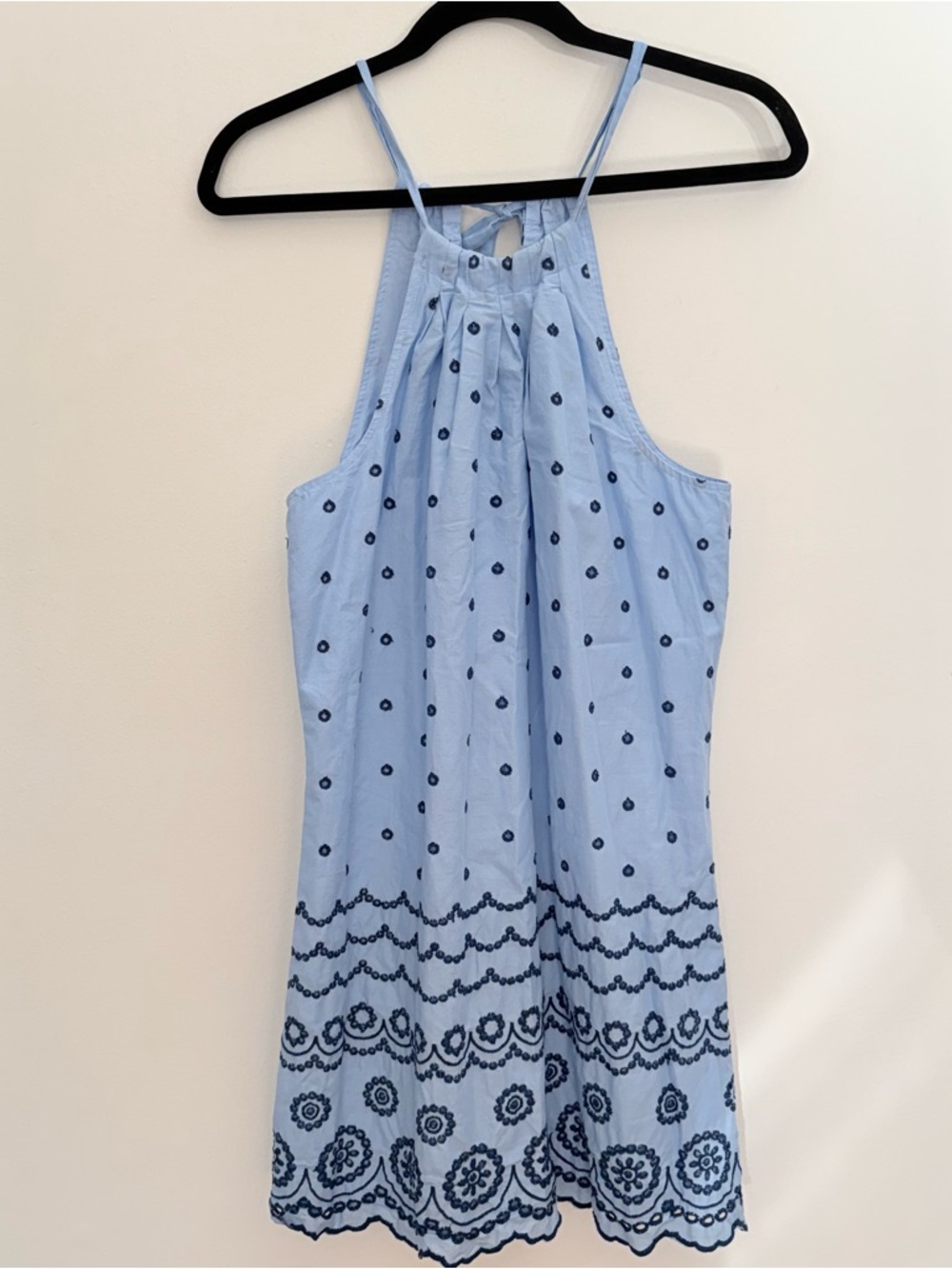 Southern Tide light Blue Embroidered Halter Dress Scalloped Hem Lined Cotton S